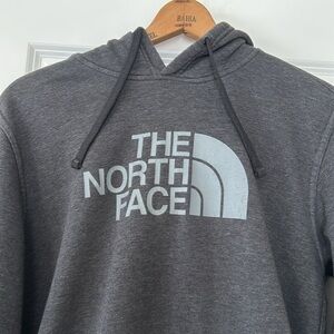 The North Face Grey Logo Hoodie Sweatshirt w Kangaroo Pockets Men's Medium